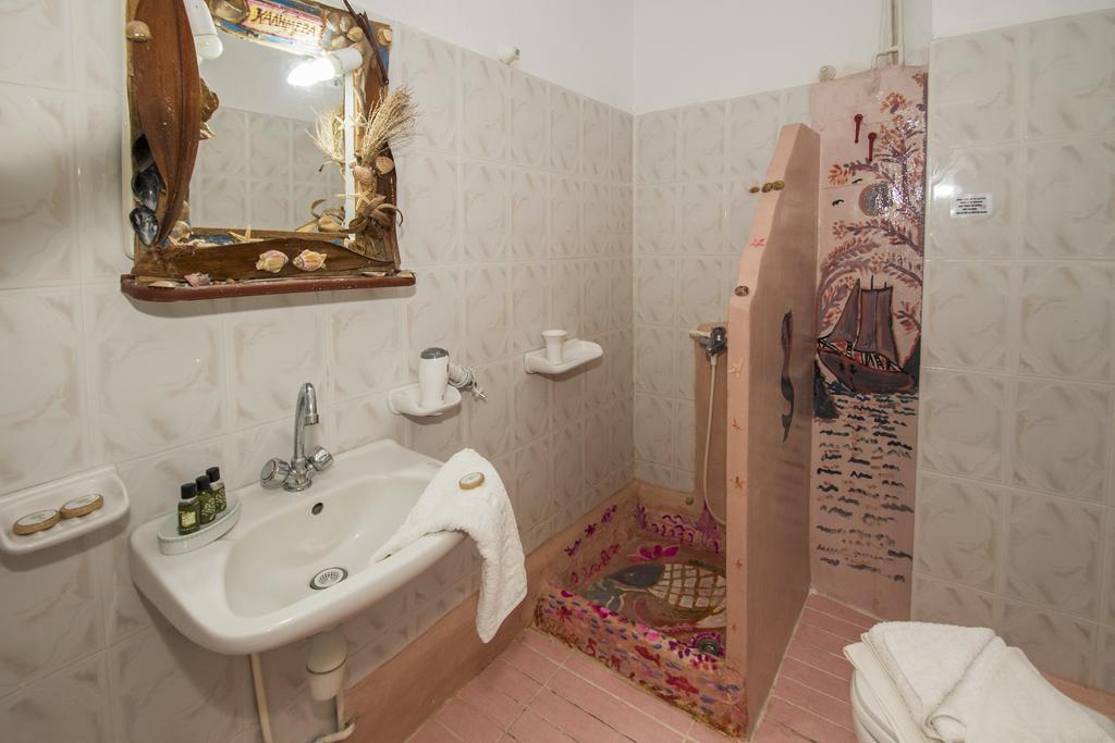 Mary Rooms Adamantas  Екстериор снимка